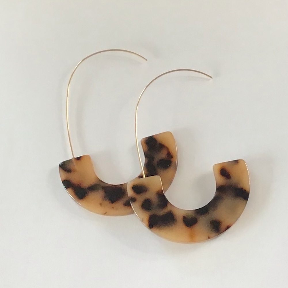 Cream Tortoise Earrings **FREE WITH PURCHASE**